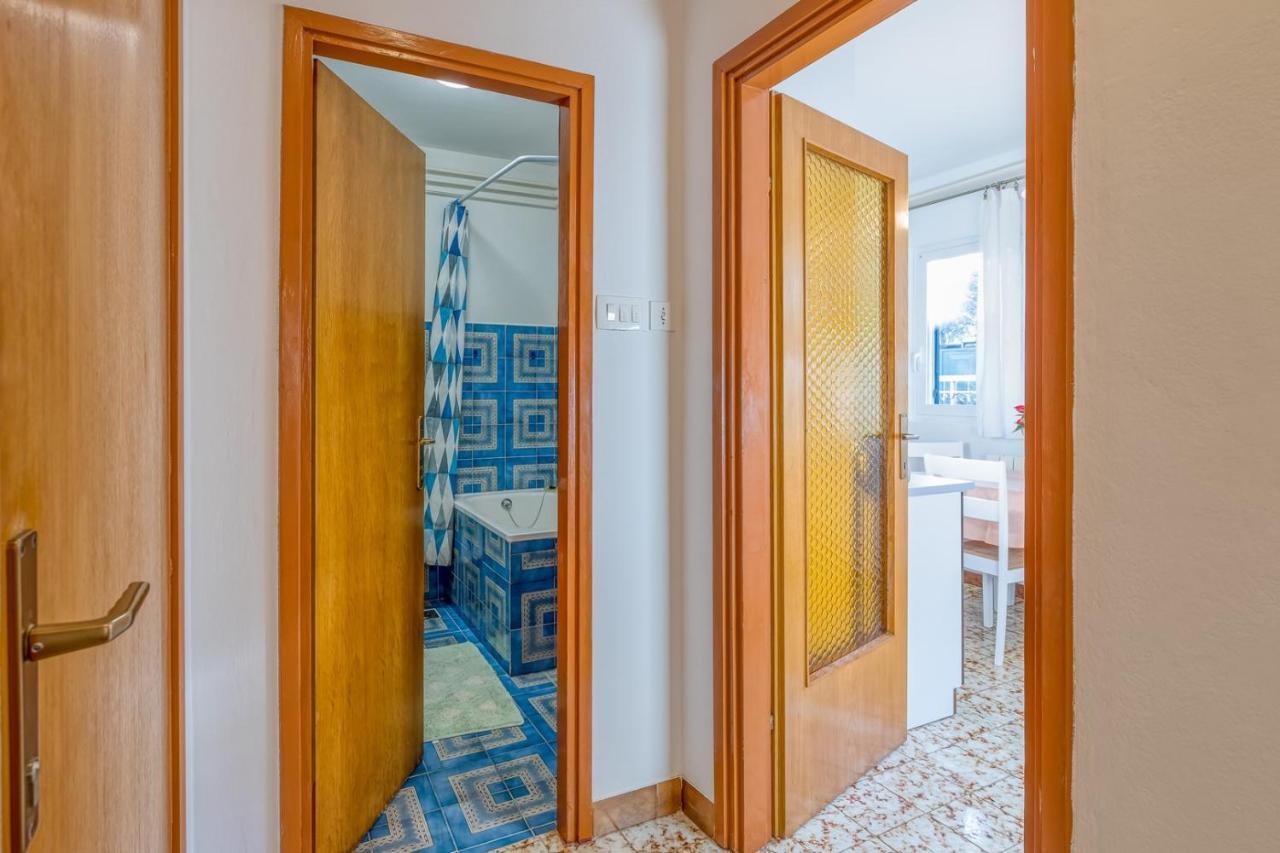Apartment Complex Nevia Пореч Экстерьер фото
